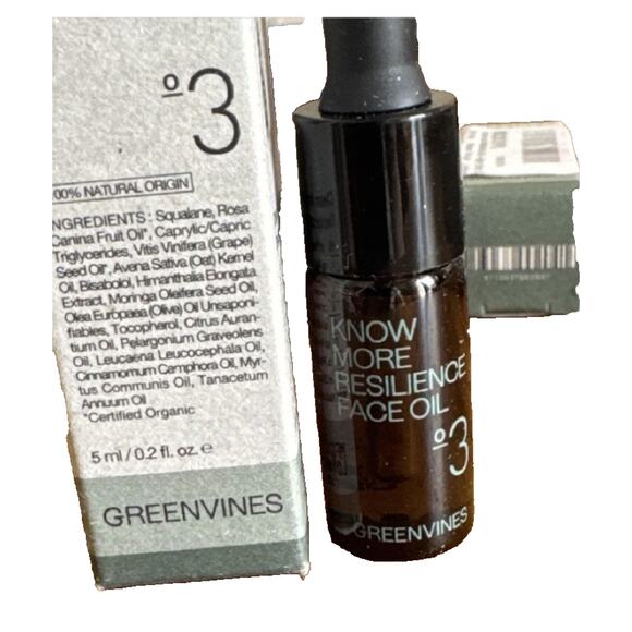 Resilience Anti Aging Face Oil with Squalane & Moringa - 0.2 Fl Oz for Radiance - Picture 5 of 5